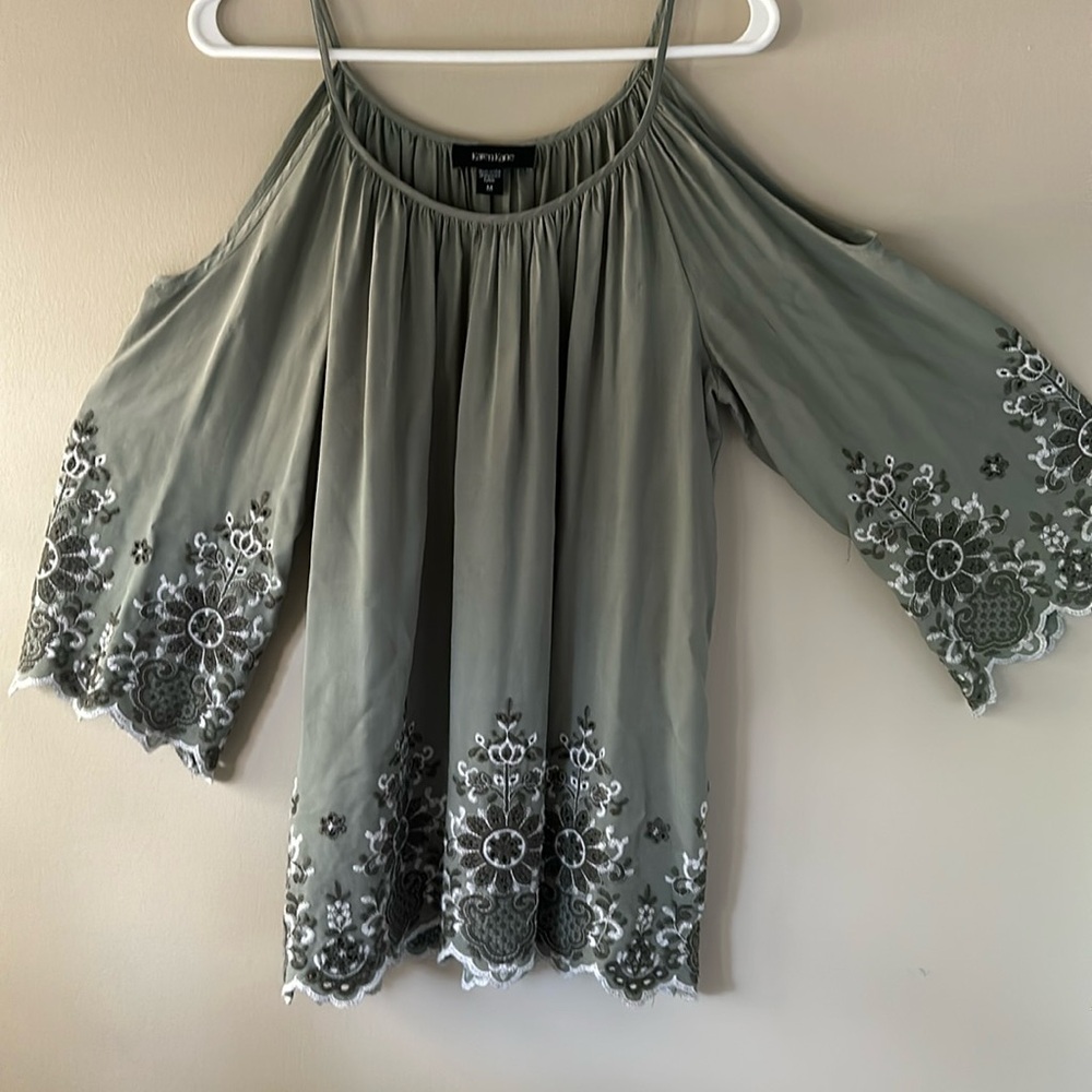 Karen Kane cold shoulder 3/4 length sleeve top with embroidery and scallop hem